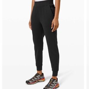 High-Rise Warm Down Jogger